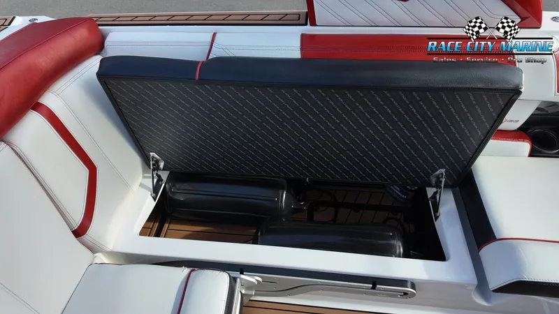 Slide: The Image of Nautique G23 2016 - 32