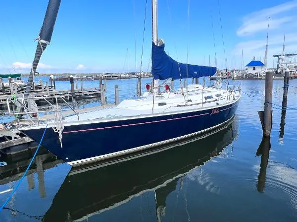 Slide: The Image of J Boats J/42 2000 - 3