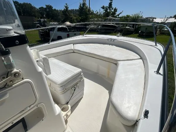 Slide: The Image of Boston Whaler 190 Montauk 2008 - 8