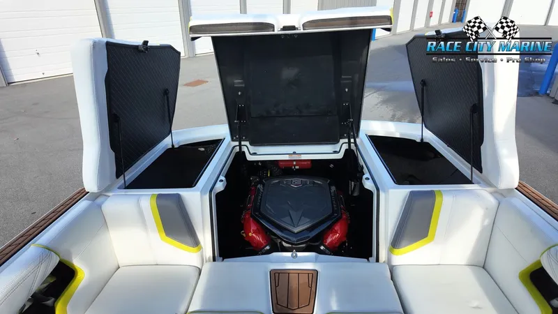 Slide: The Image of Nautique G23 2016 - 16