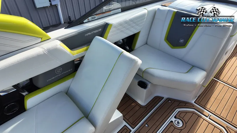 Slide: The Image of Nautique G23 2016 - 23