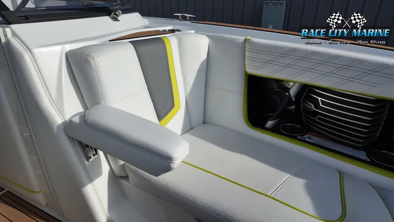 Slide: The Image of Nautique G23 2016 - 24