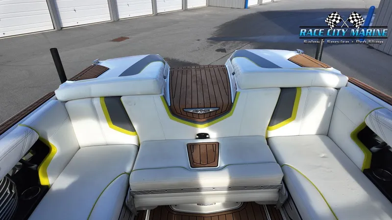 Slide: The Image of Nautique G23 2016 - 25