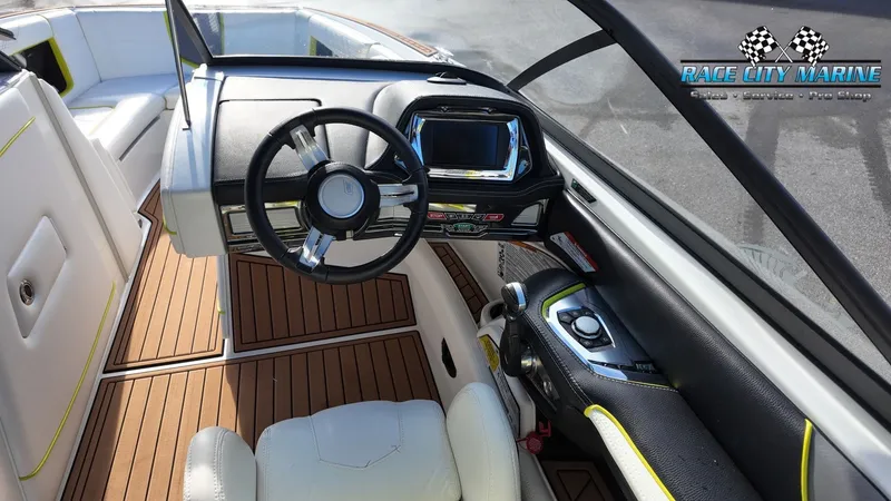 Slide: The Image of Nautique G23 2016 - 30