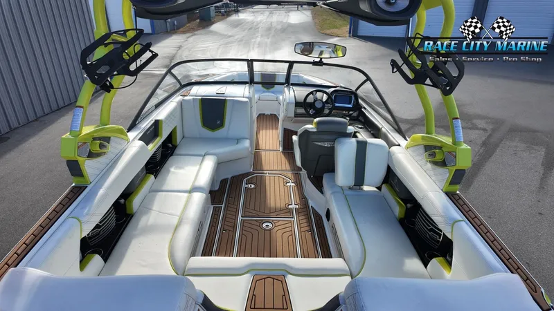 Slide: The Image of Nautique G23 2016 - 33