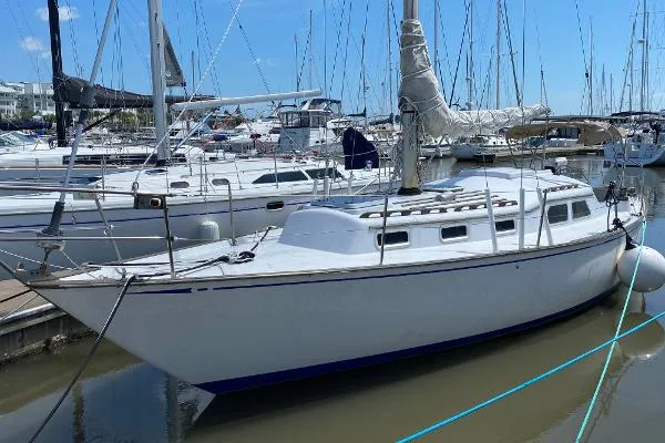 Slide: The Image of Raider 35 Sloop 1970 - 0