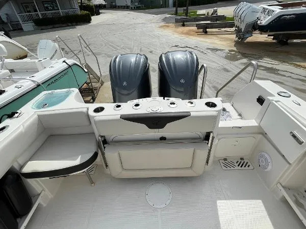 Slide: The Image of Sailfish 290 CC 2023 - 6