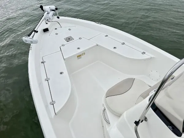 Slide: The Image of NauticStar 2110 Sport 2016 - 1