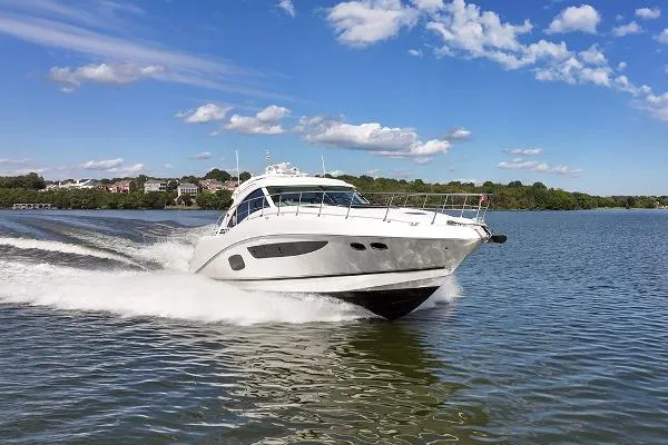 Slide: The Image of Sea Ray 580 Sundancer 2014 - 2