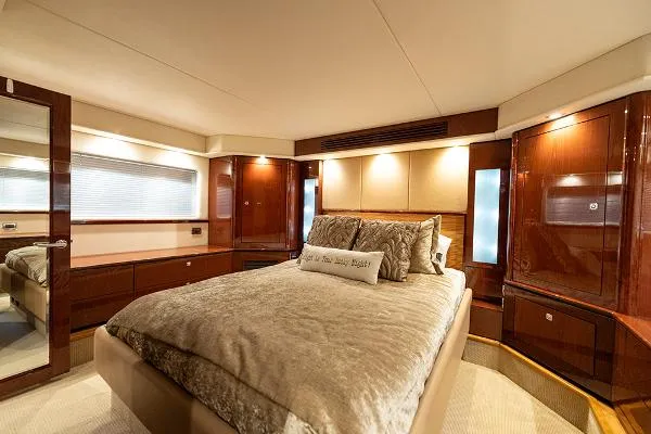 Slide: The Image of Sea Ray 580 Sundancer 2014 - 9