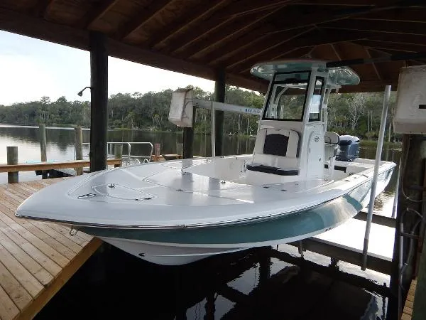 Slide: The Image of Tidewater 2410 Bay Max 2023 - 1