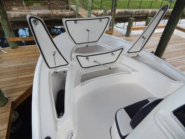 Slide: The Image of Tidewater 2410 Bay Max 2023 - 3