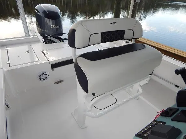 Slide: The Image of Tidewater 2410 Bay Max 2023 - 9