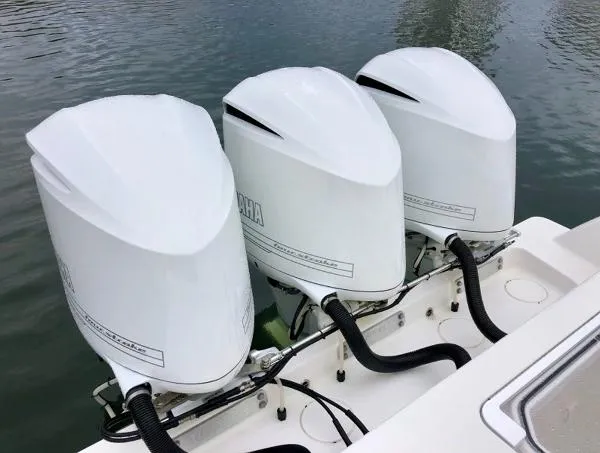 Slide: The Image of Invincible 39 Open Fisherman 2018 - 9