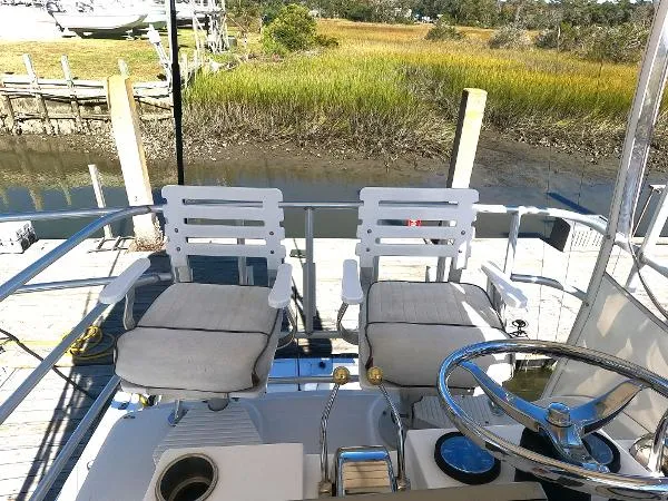 Slide: The Image of Luhrs 34 Convertible 2002 - 9