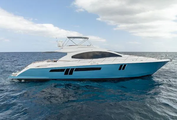 Slide: The Image of Lazzara Yachts 78 LSX 2010 - 1