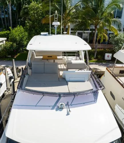 Slide: The Image of Prestige 590 2021 - 7