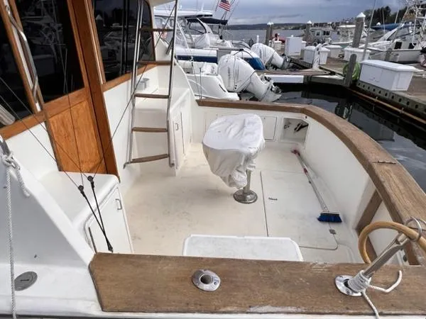 Slide: The Image of Ocean 35 Super Sport 1990 - 5