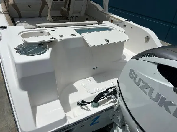 Slide: The Image of Century 24 Resorter 2019 - 5