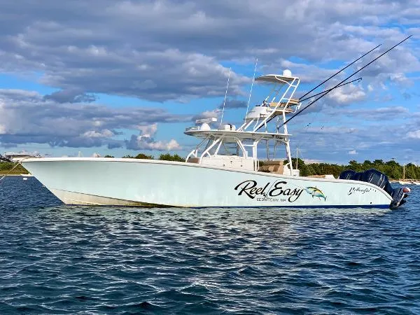 Slide: The Image of Yellowfin 42 2014 - 1