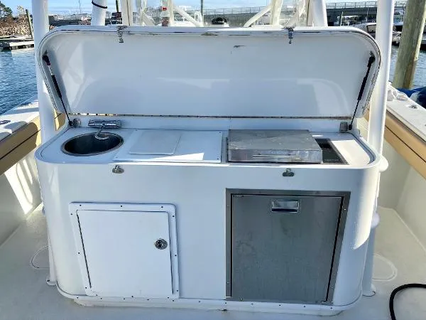 Slide: The Image of Yellowfin 42 2014 - 8