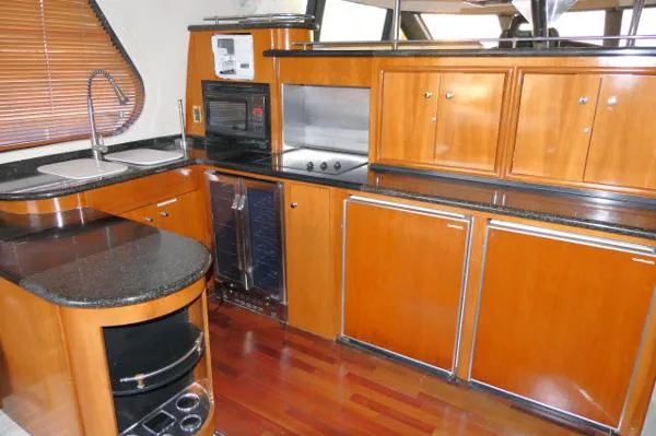 Slide: The Image of Carver Yachts 530 Voyager Pilothouse 2001 - 9