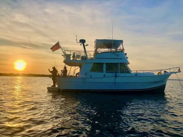 Slide: The Image of Mainship 390 Trawler 2001 - 0