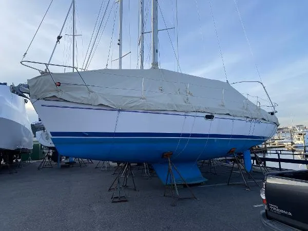 Slide: The Image of Catalina 355 2015 - 4