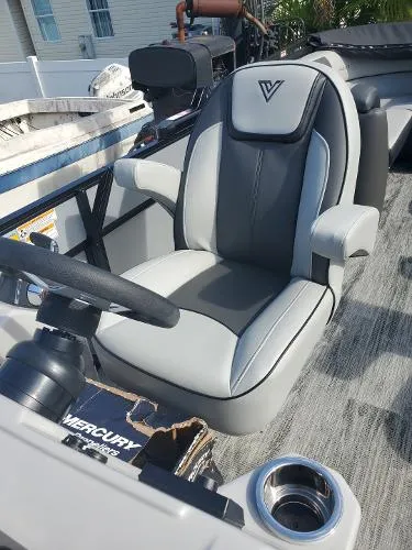 Slide: The Image of Viaggio LAGO 25U 2023 - 10