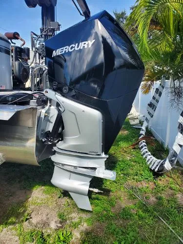 Slide: The Image of Viaggio LAGO 25U 2023 - 2