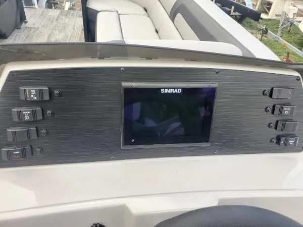 Slide: The Image of Viaggio LAGO 25U 2023 - 5