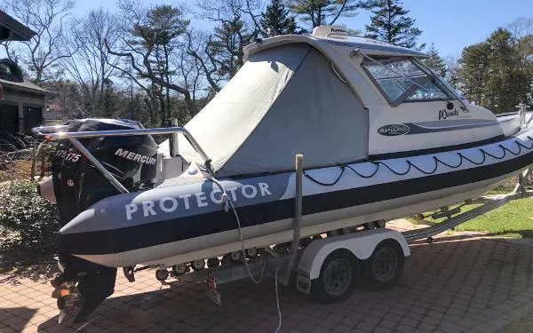 Slide: The Image of Protector 28 Targa 2006 - 7