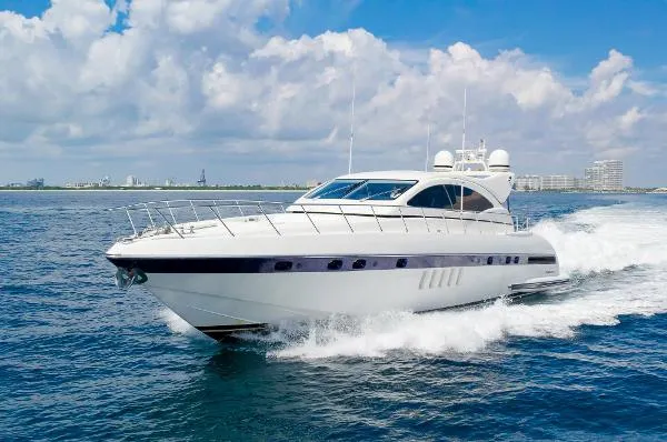Slide: The Image of Mangusta 72 2001 - 7