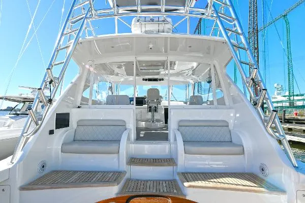 Slide: The Image of Viking 54 Sport Tower 2022 - 8