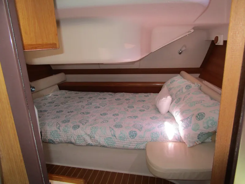 Slide: The Image of Catalina 387 2007 - 42