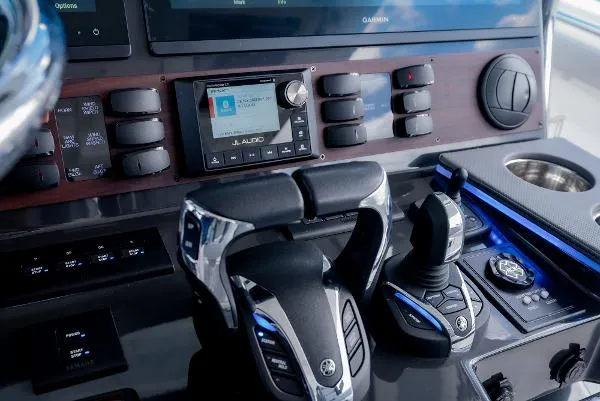 Slide: The Image of Pursuit S 428 Sport 2022 - 11