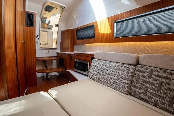 Slide: The Image of Pursuit S 428 Sport 2022 - 6