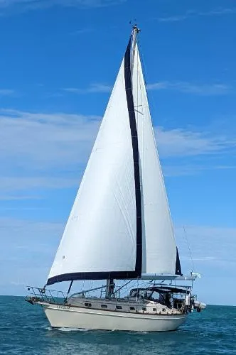 Slide: The Image of Island Packet 420 2001 - 1
