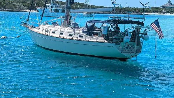 Slide: The Image of Island Packet 420 2001 - 2