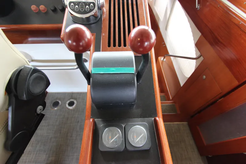 Slide: The Image of Huckins 56 Linwood 2006 - 10