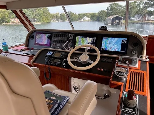 Slide: The Image of Huckins 56 Linwood 2006 - 12