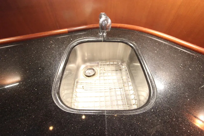 Slide: The Image of Huckins 56 Linwood 2006 - 31