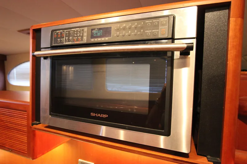 Slide: The Image of Huckins 56 Linwood 2006 - 32