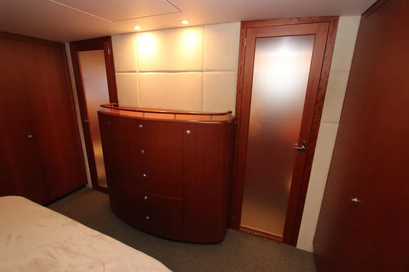 Slide: The Image of Huckins 56 Linwood 2006 - 41