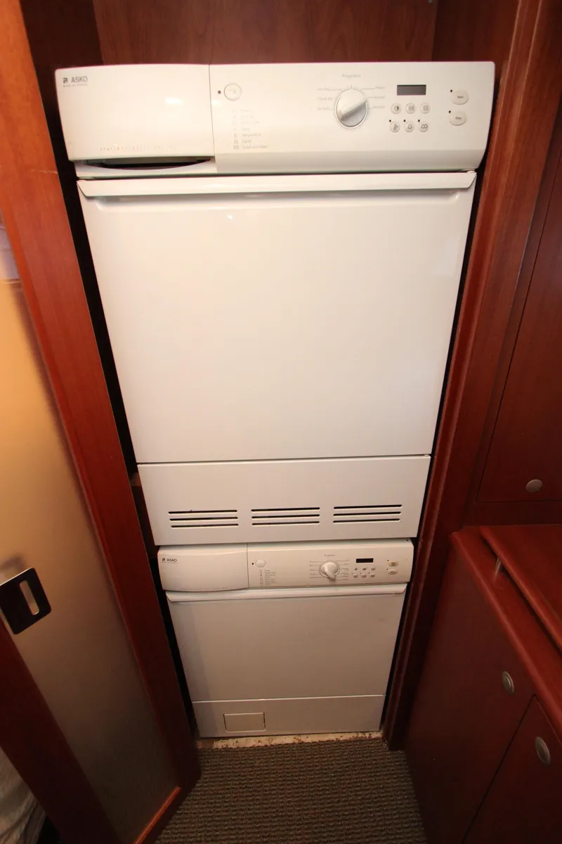 Slide: The Image of Huckins 56 Linwood 2006 - 43