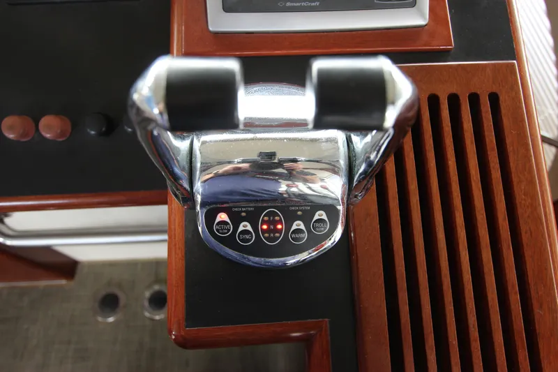 Slide: The Image of Huckins 56 Linwood 2006 - 9