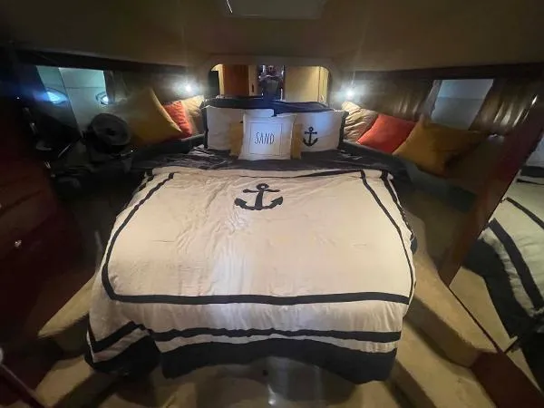 Slide: The Image of Sea Ray 480 Motor Yacht 2002 - 11
