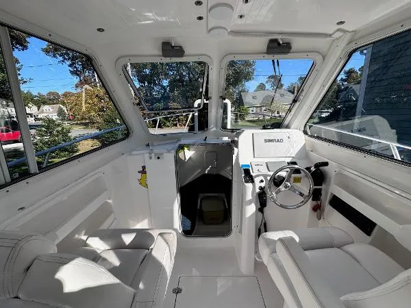 Slide: The Image of North Coast 235 HT 2021 - 3