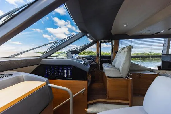 Slide: The Image of Princess 68 FLY 2018 - 3