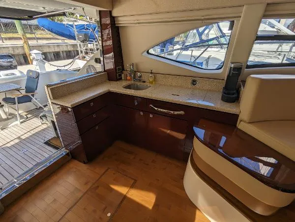 Slide: The Image of Sea Ray 47 Sedan Bridge 2008 - 7